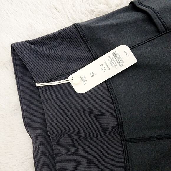 Neiwai Active Black Ski Leggings Base Layer Performance Pants Medium 4 NWT - Picture 13 of 16